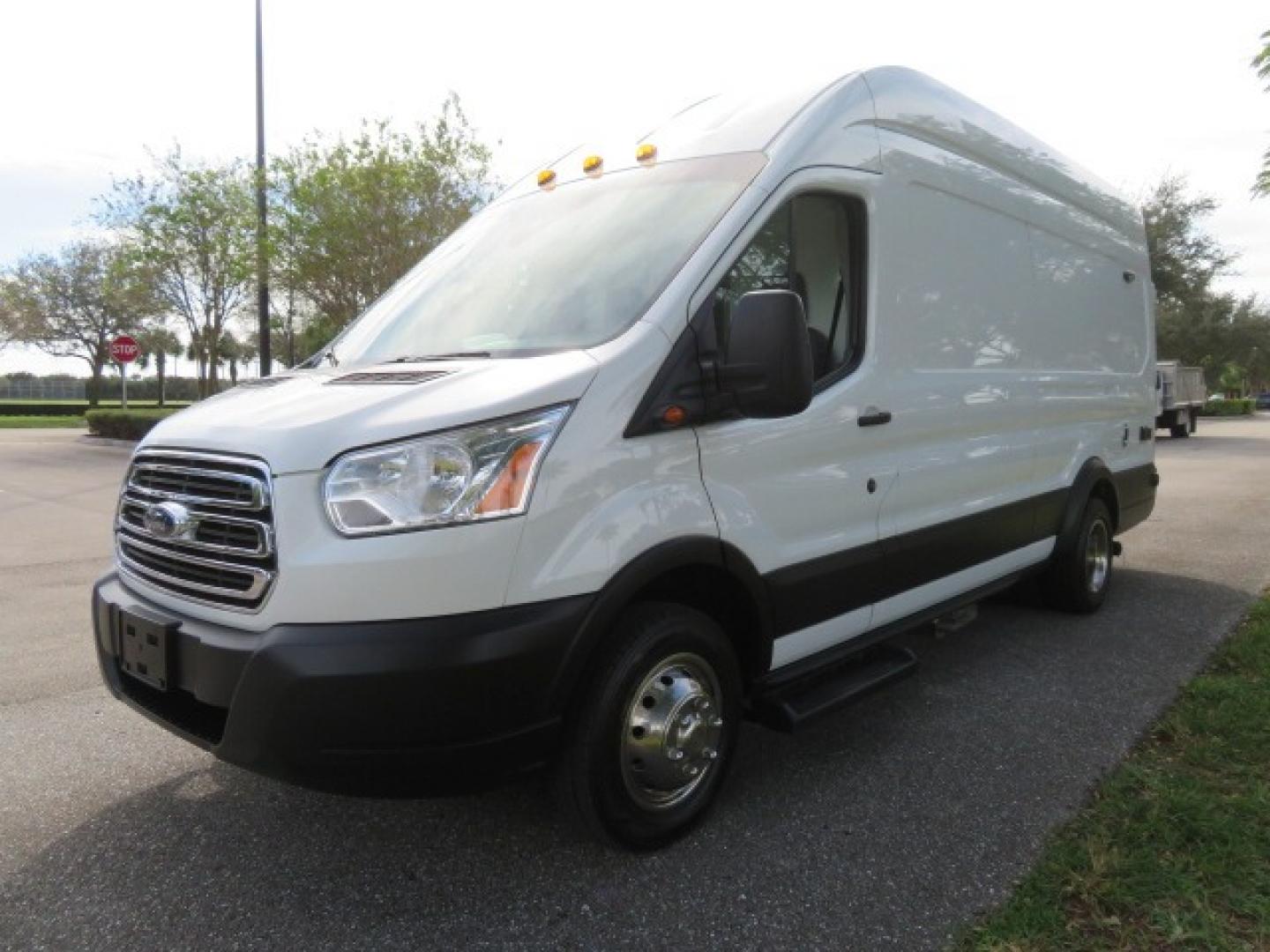 2019 White /Gray Ford Transit (1FTRS4XG0KK) , located at 4301 Oak Circle #19, Boca Raton, FL, 33431, (954) 561-2499, 26.388861, -80.084038 - 2019 Ford Transit T350 High Roof Extended Commercial Dog Grooming Van Wag-n-tails Dyna Groom Conversion fully equipped with everything you need to start your dog grooming business or add to your fleet. Mobile Dog Grooming Van Mobile Grooming Vehicle. Wag-N-Tails Conversion. This van is fully loaded - Photo#8